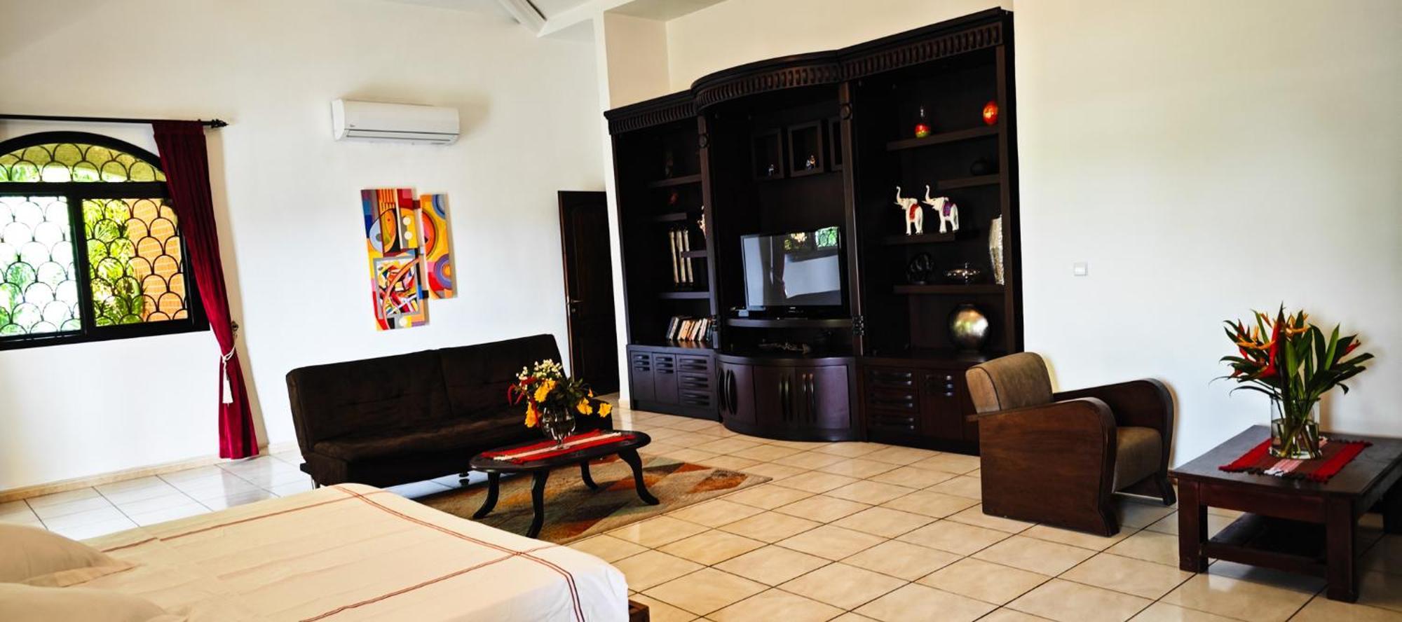Villa Mia Abidjan Luaran gambar