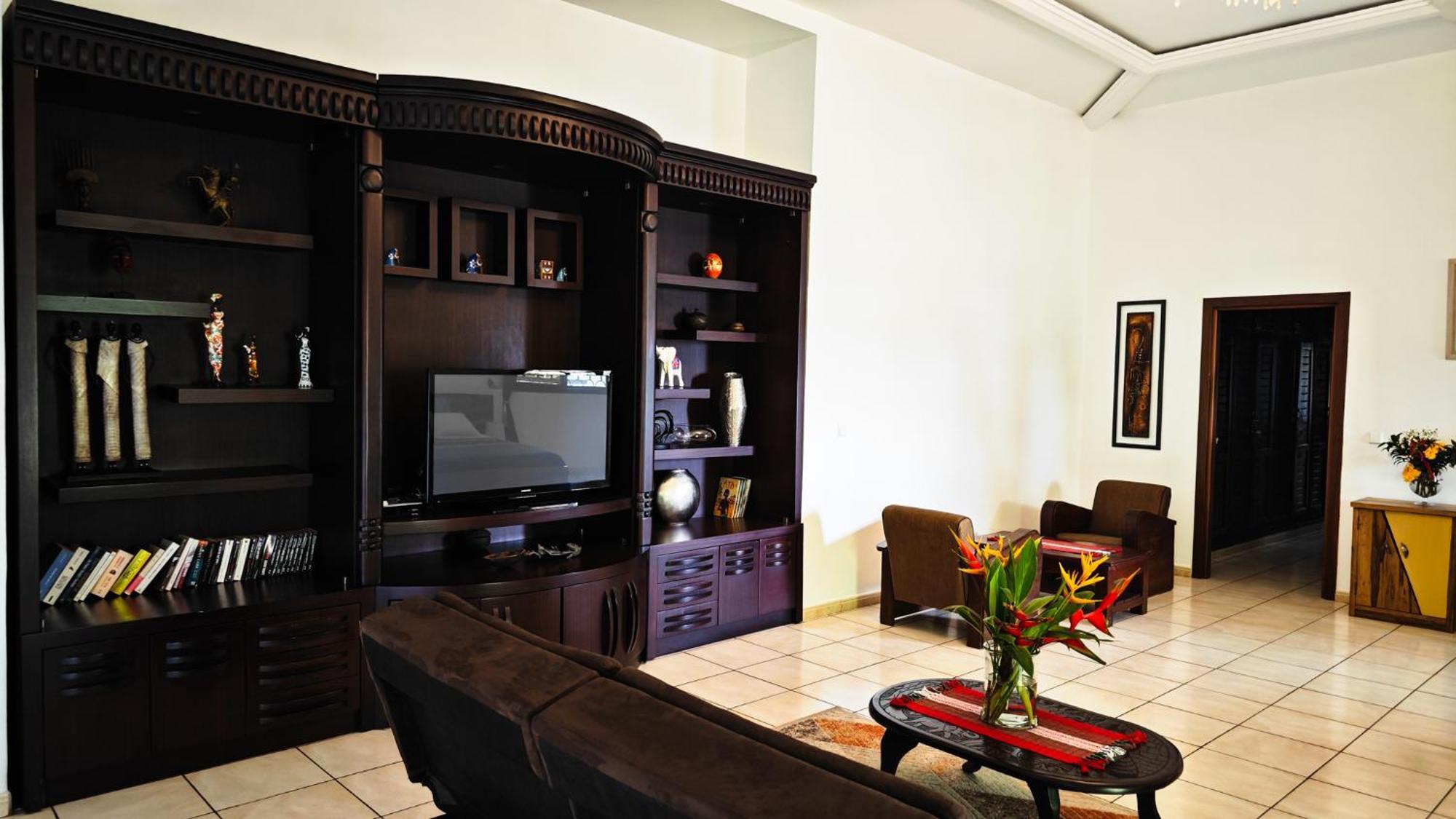Villa Mia Abidjan Luaran gambar